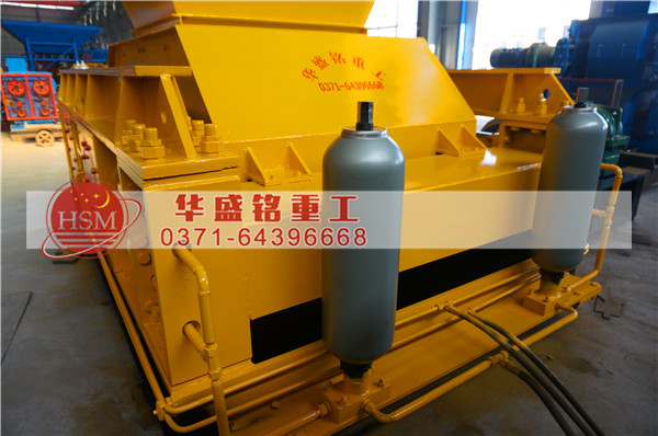 液压对辊破碎机