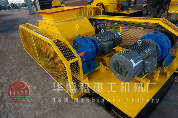 对辊破碎机图片