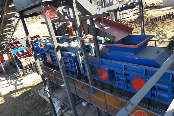 液压对辊破碎机